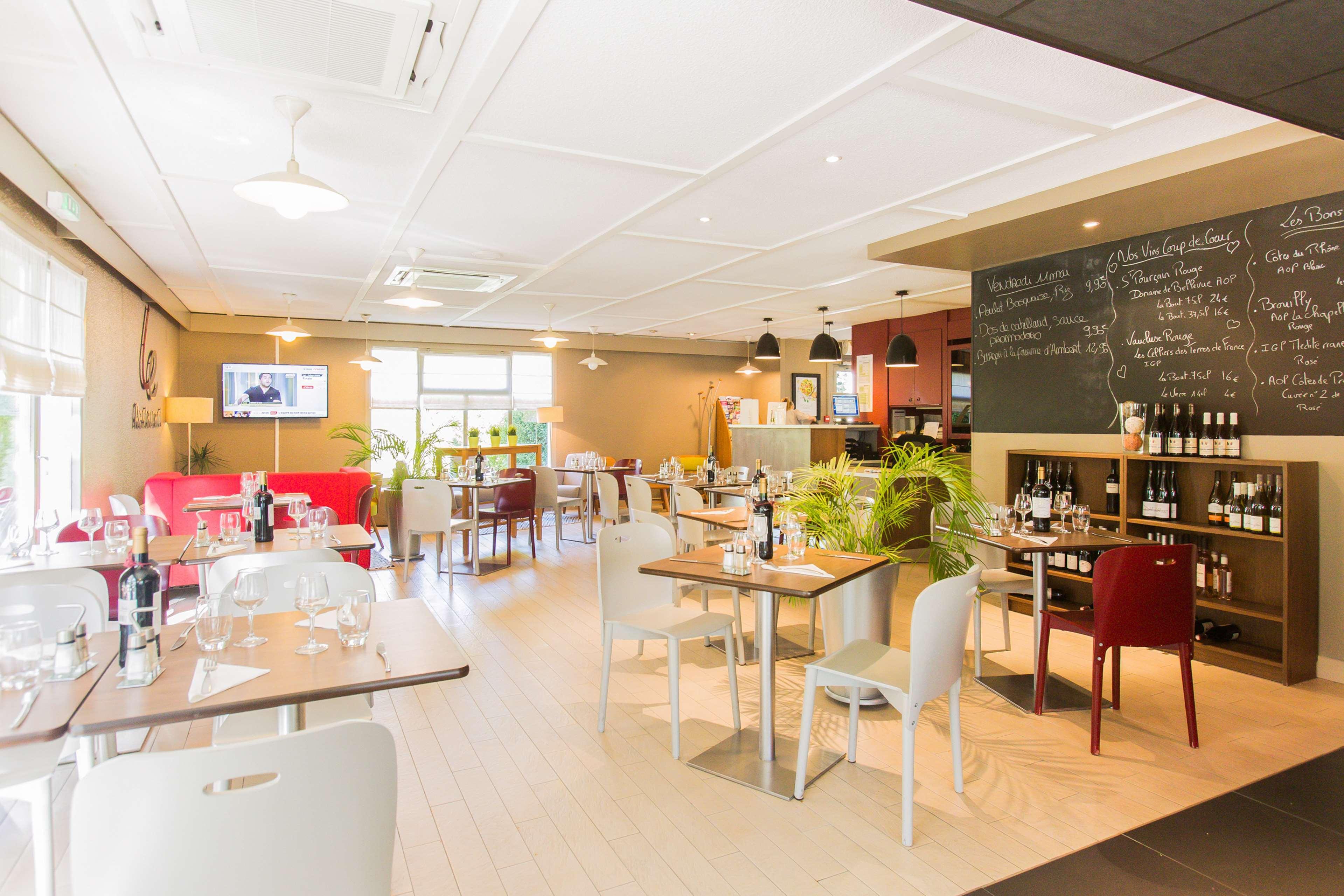 Campanile Vichy - Bellerive Hotel Екстериор снимка